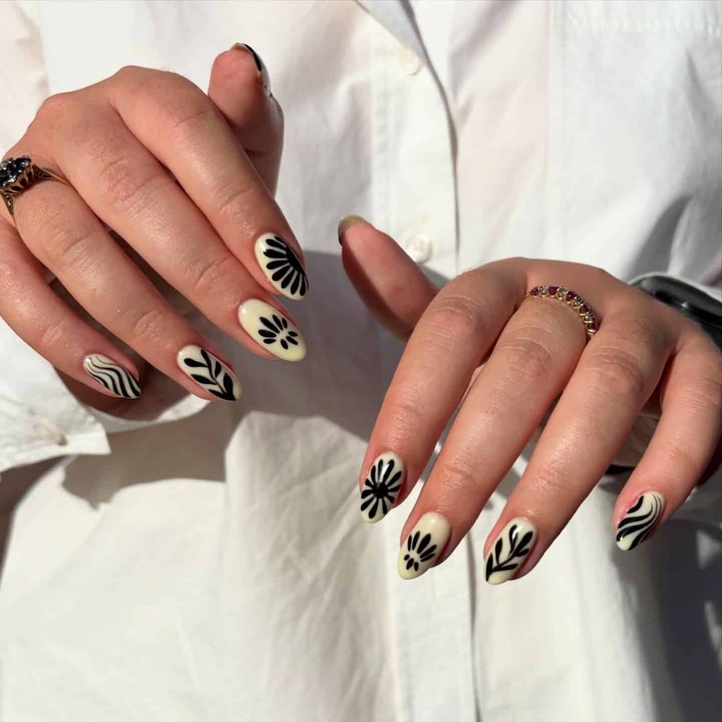 13. Monochrome Botanica - insane nail ideas