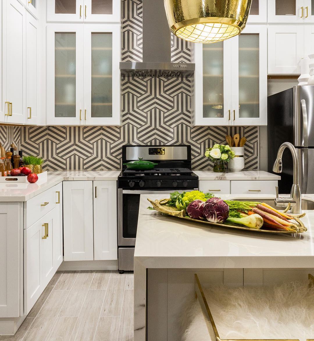 5. Geometric Elegance in a Studio Kitchen - studio kitchen ideas