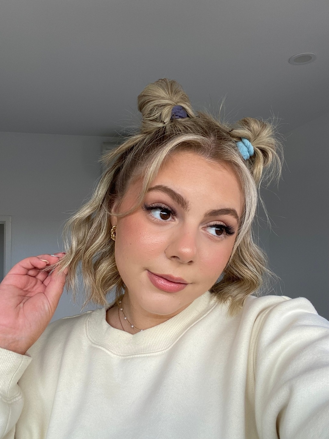 7. Double Mini Buns on Ash Blonde Lob - Cute Hairstyles