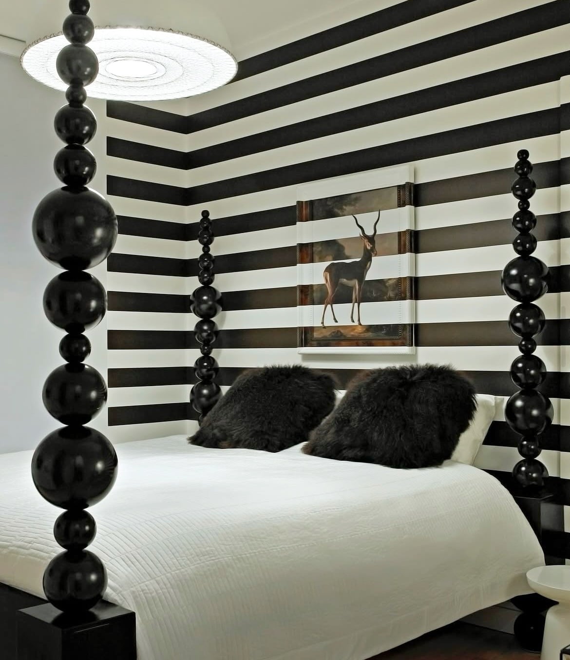 19. Graphic Striped Statement - bedroom ideas with black furniture