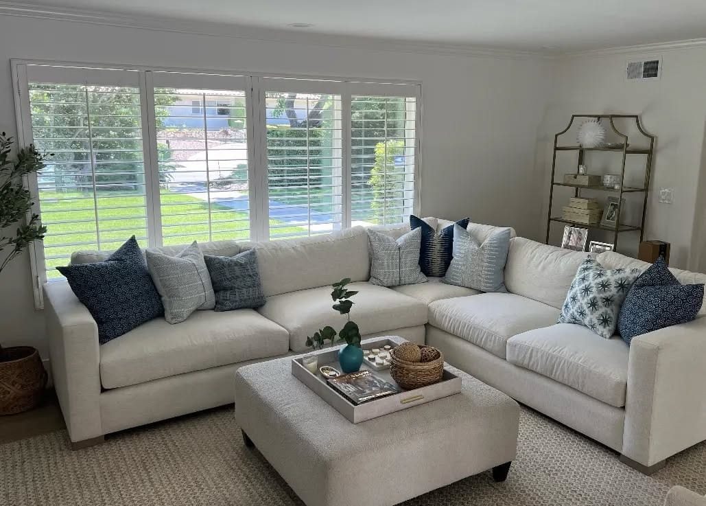 13. Coastal Comfort with Blue Accents - living room decor ideas