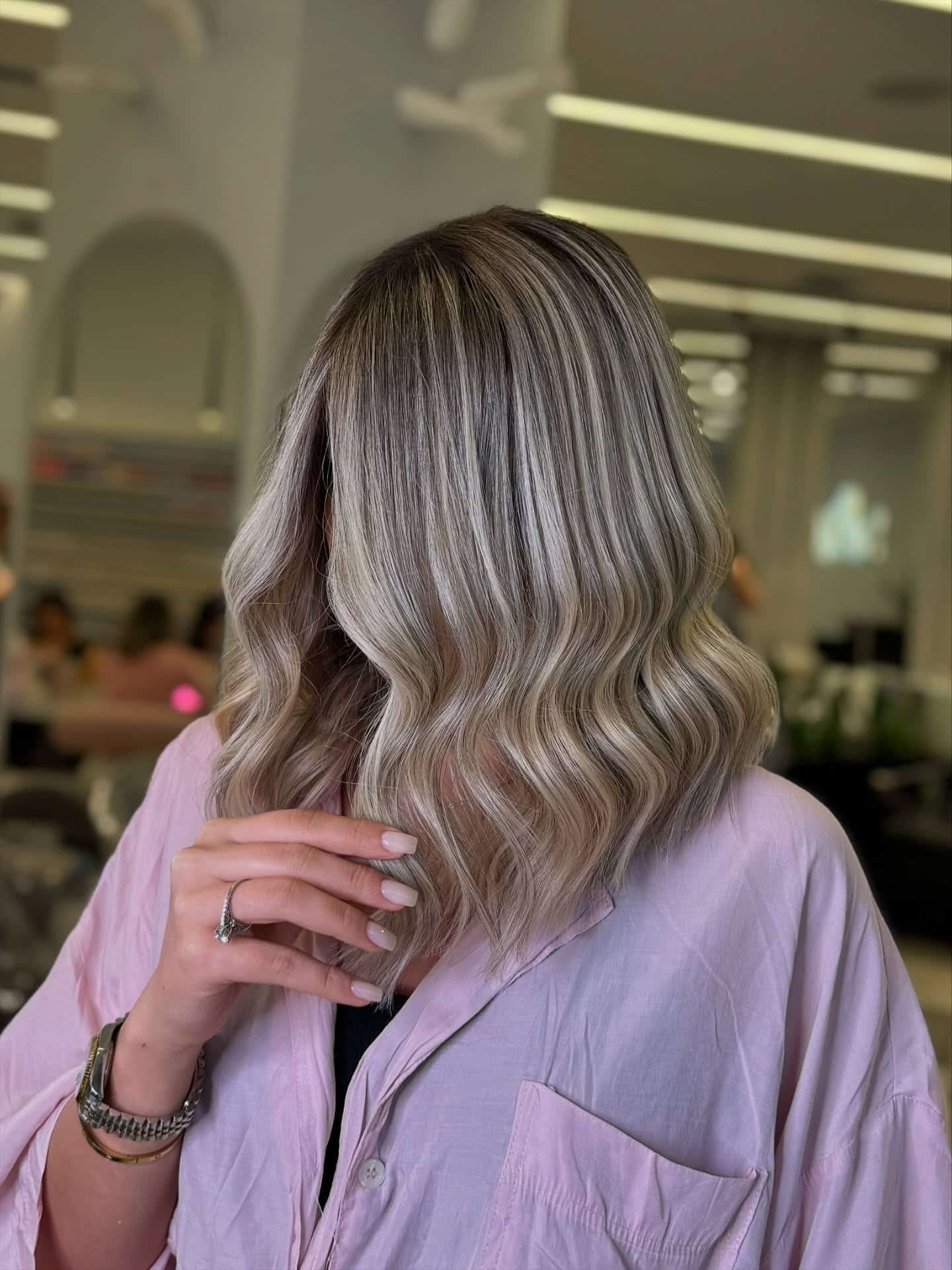 15. Platinum Wavy Lob - Short Wavy Hairstyles