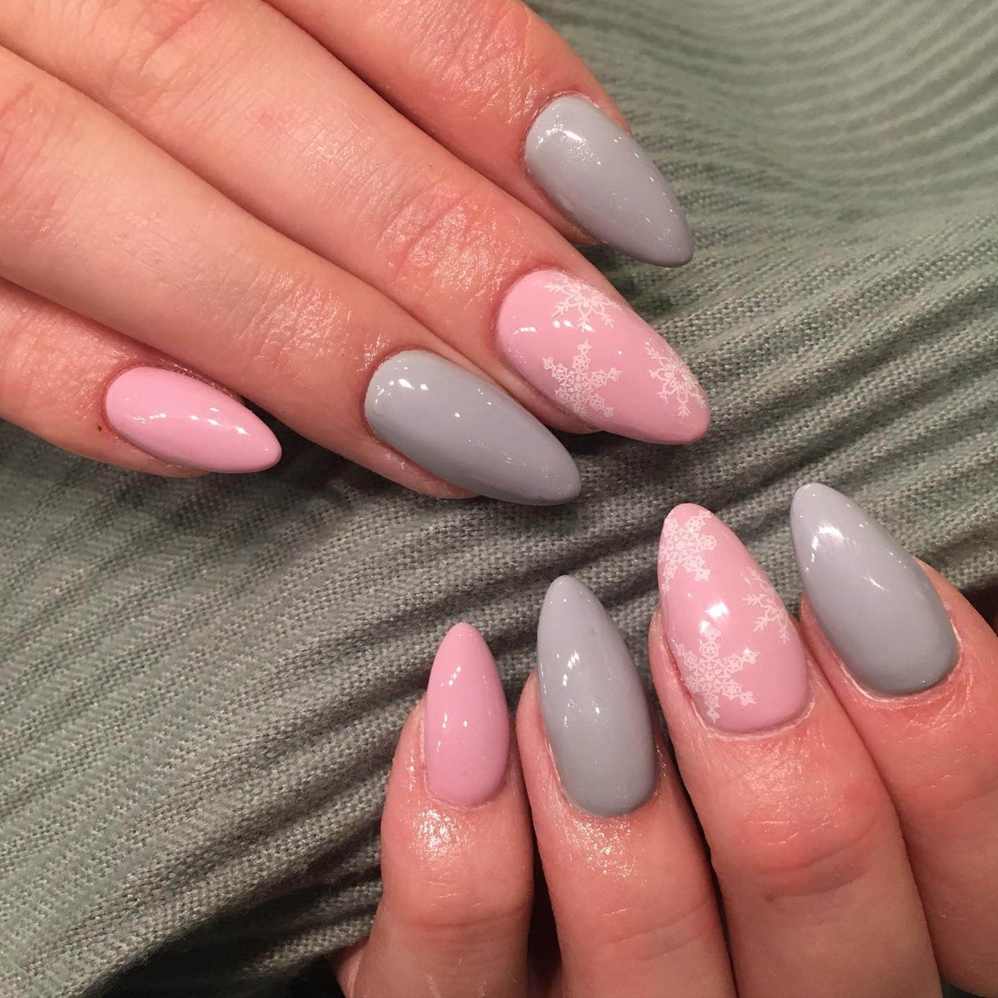 2. Frosted Pink and Grey with Snowflake Detail - pink and grey nail ideas