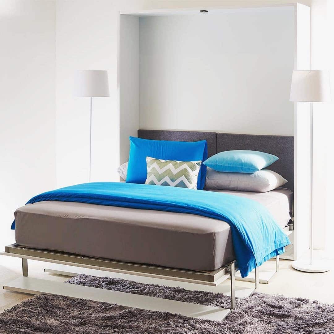 18. Bold Blue with Clean Lines - jazz bedroom ideas