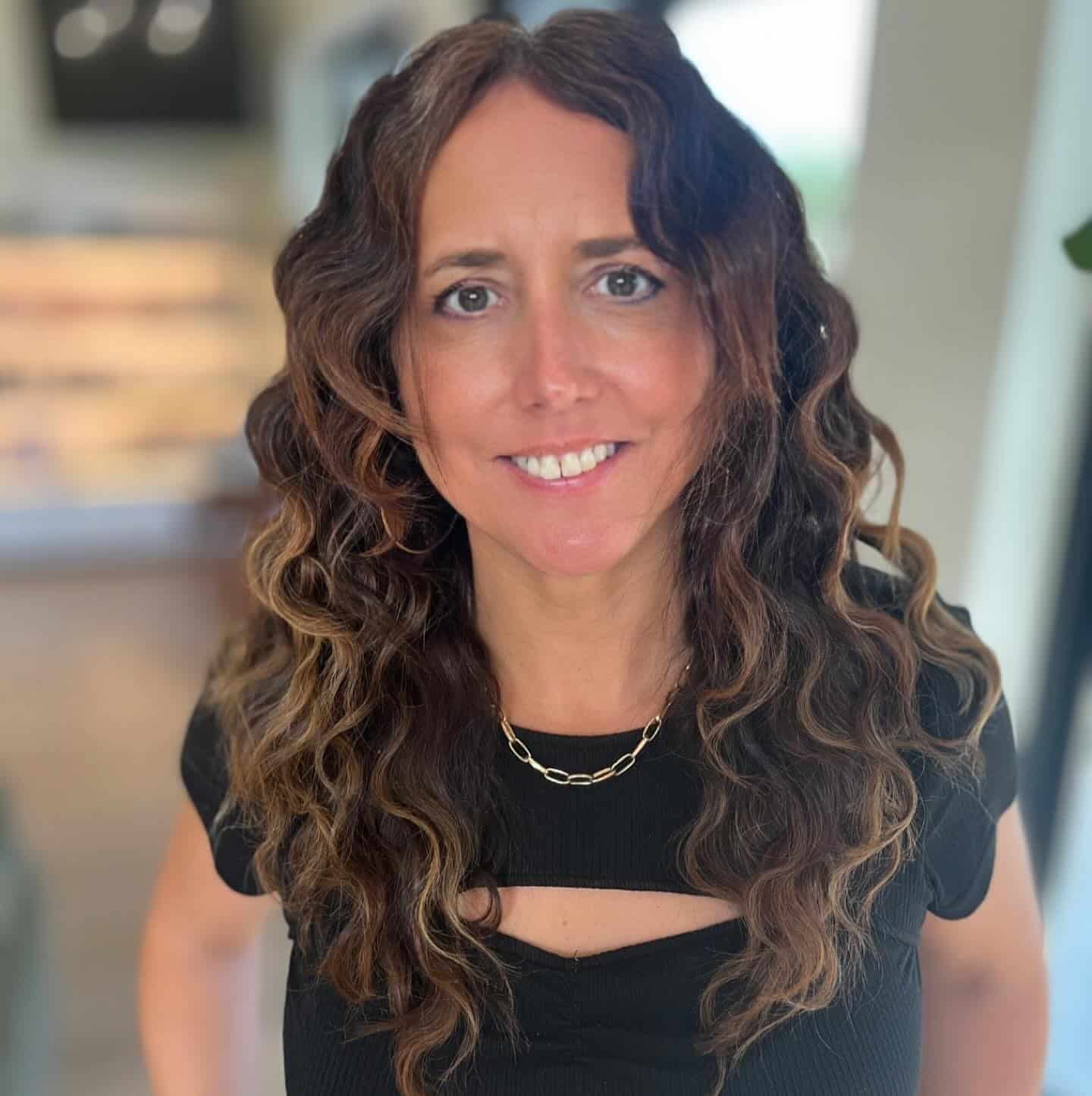 10. Glossy Brunette Spirals - 80S Hairstyles