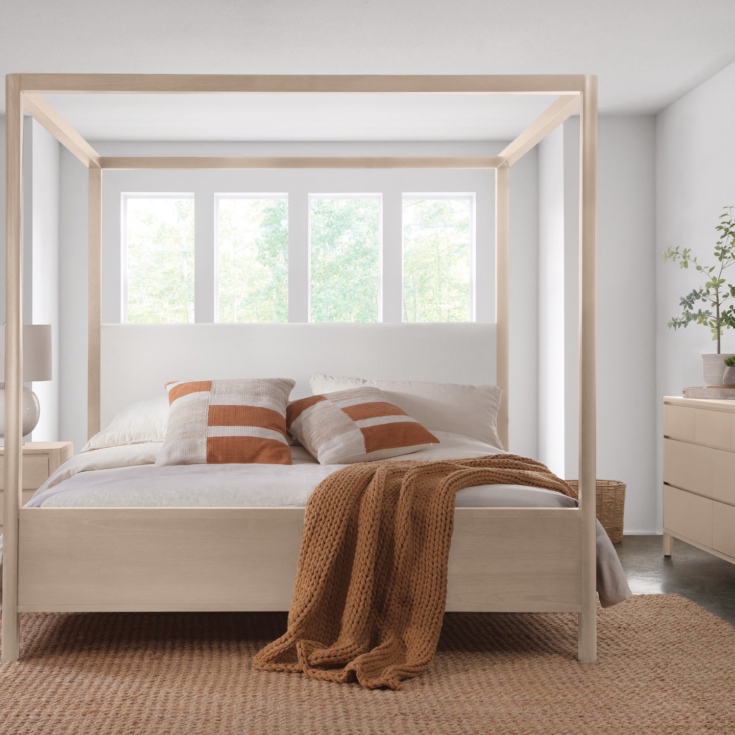 22. Light Oak Canopy with Earthy Accents - oak bedroom ideas
