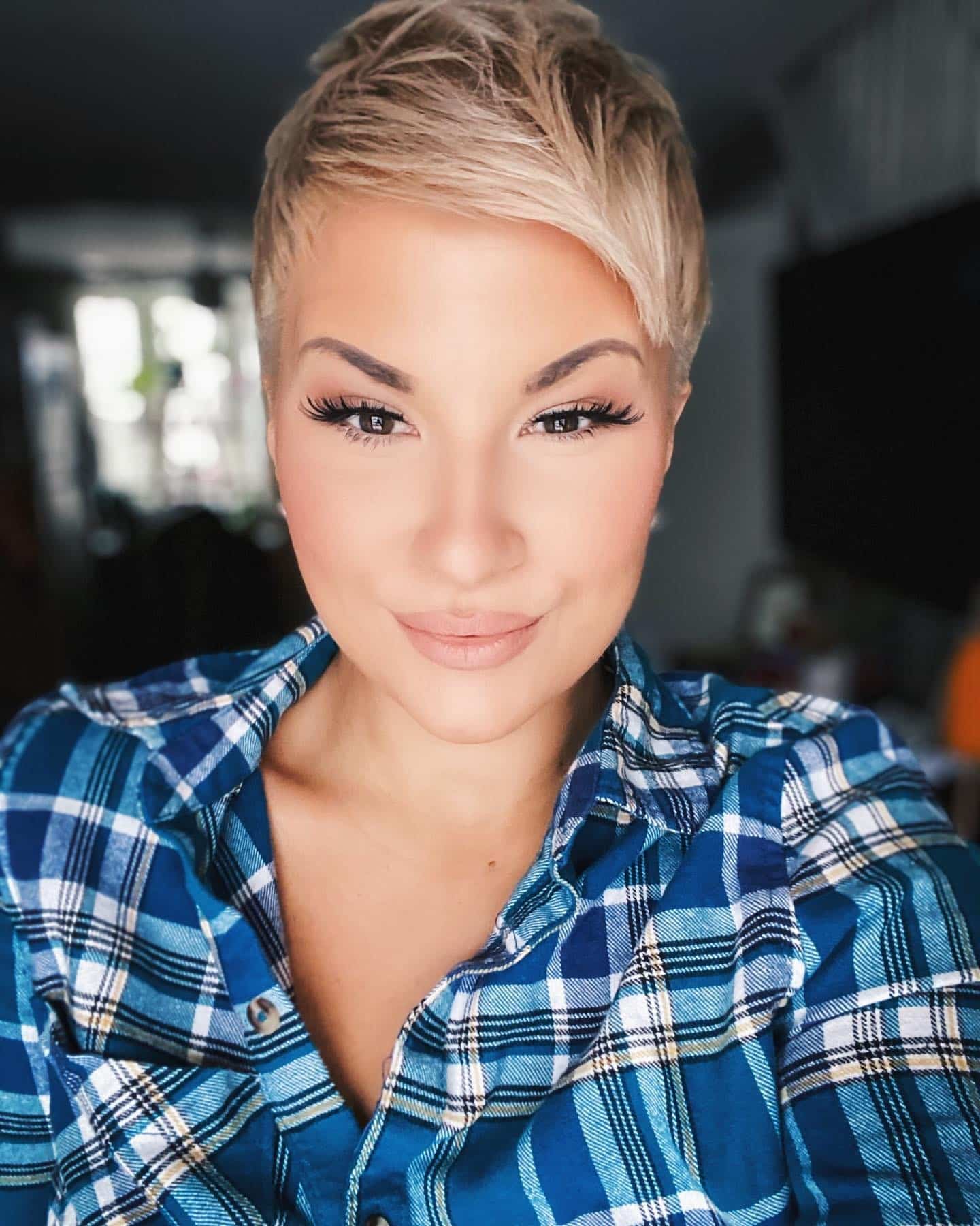 7. Beige Blonde Cropped Pixie - Choppy Pixie Haircuts