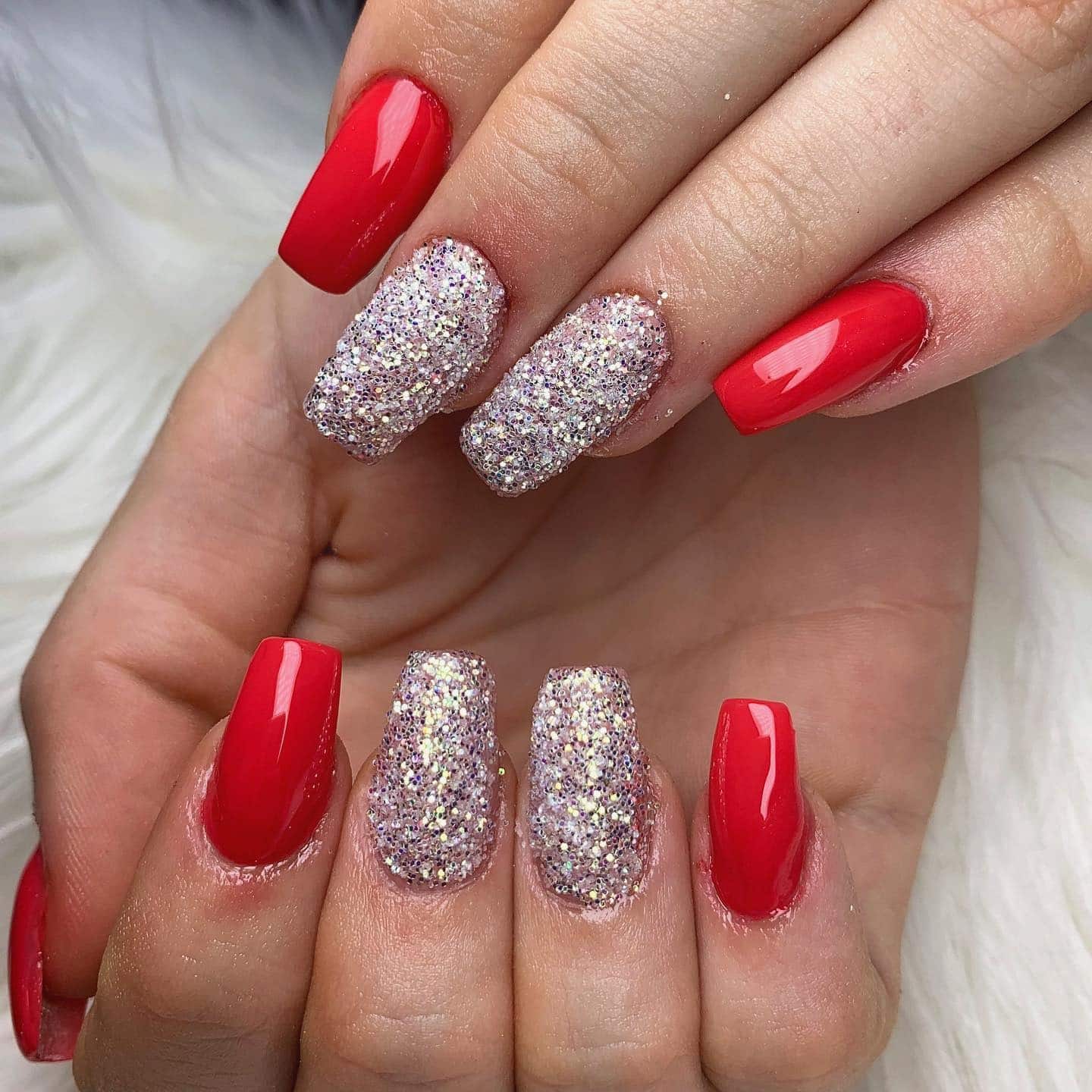 9. Scarlet and Glitter Duo - shiny nail ideas