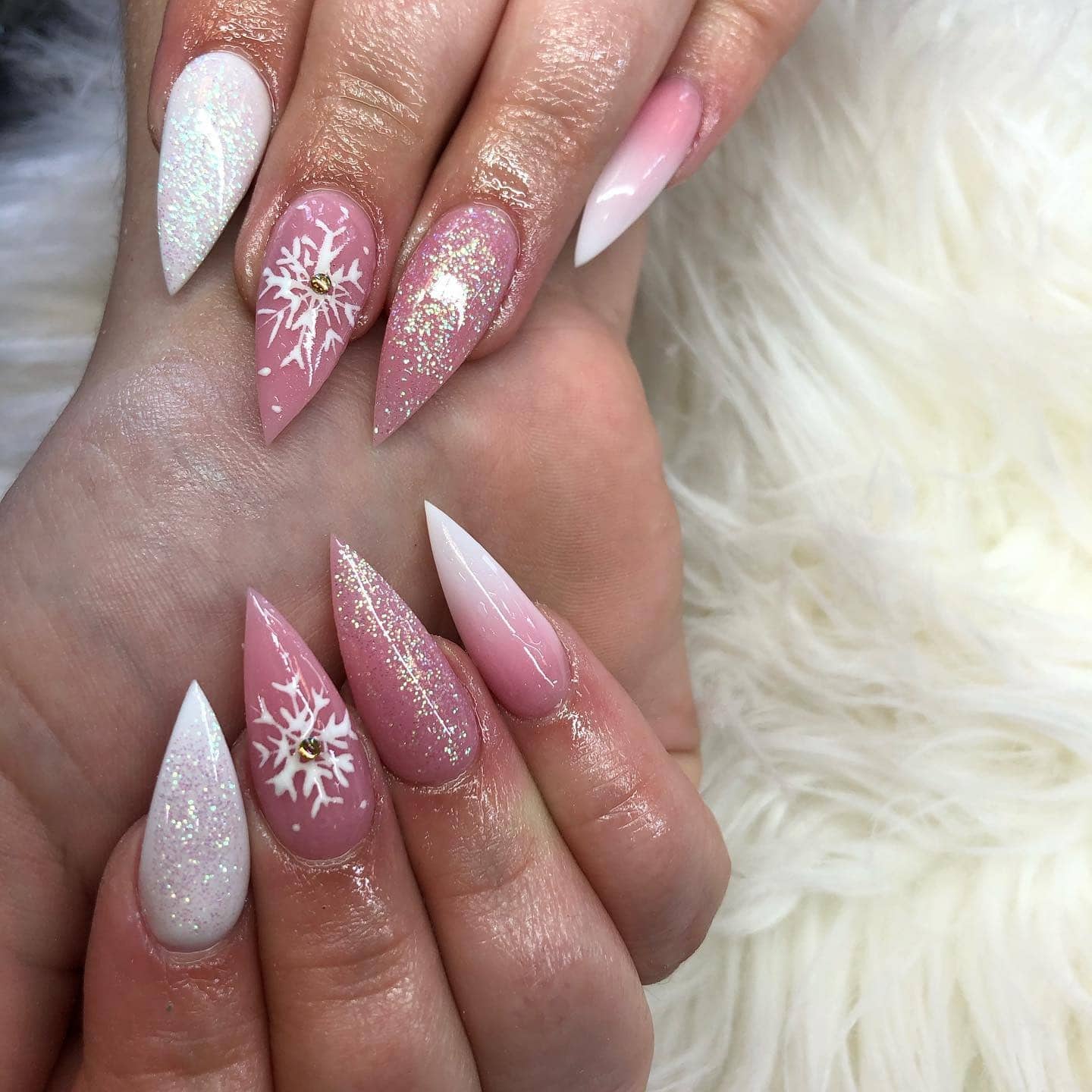 10. Snowflake Ombre Sparkle - shiny nail ideas