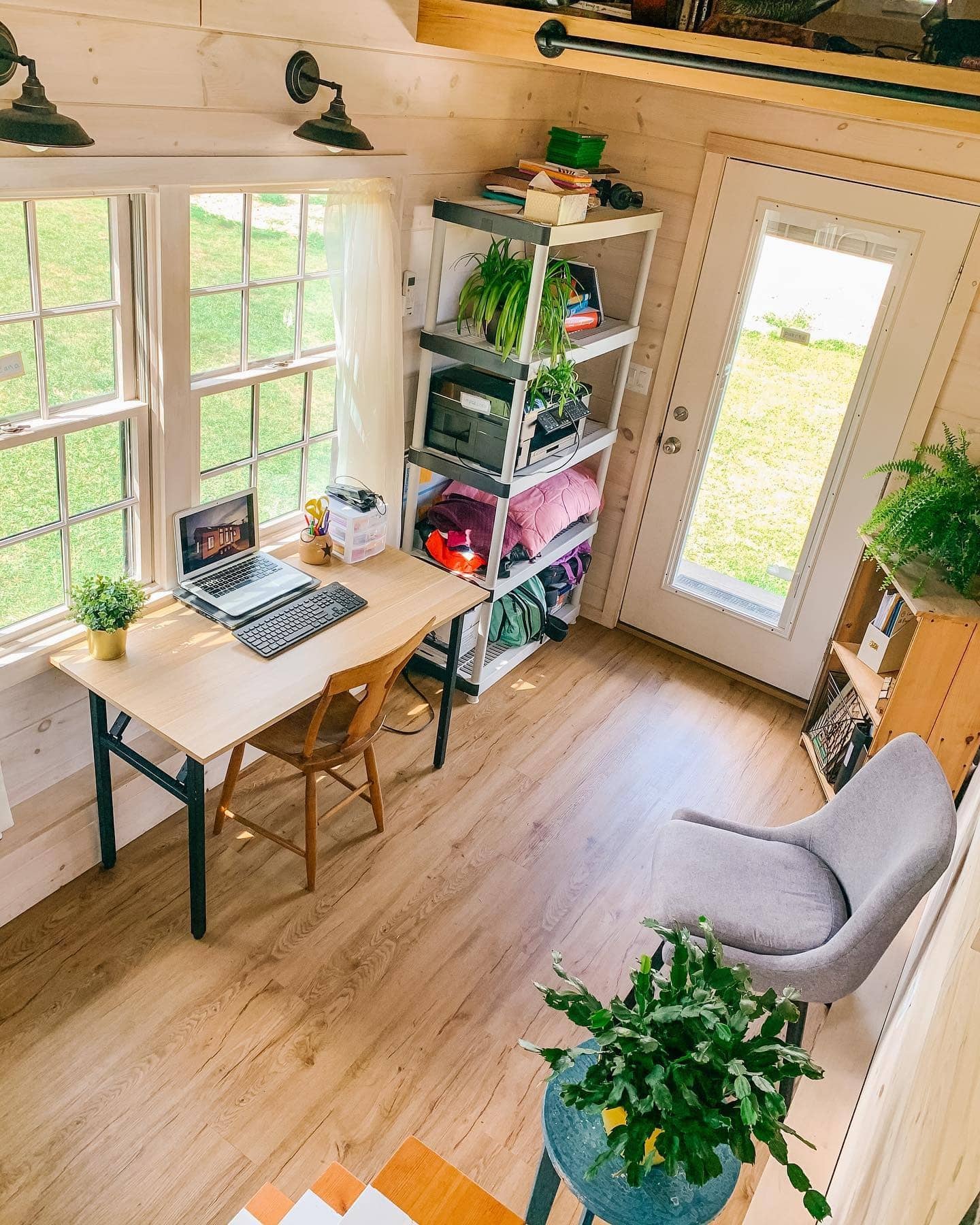 9. Airy Brightness with Natural Green Touches - tiny home office ideas