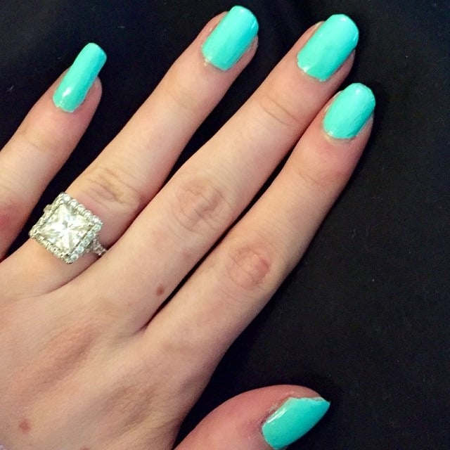 13. Short Tiffany Blue Nails with High Shine - tiffany blue nail ideas