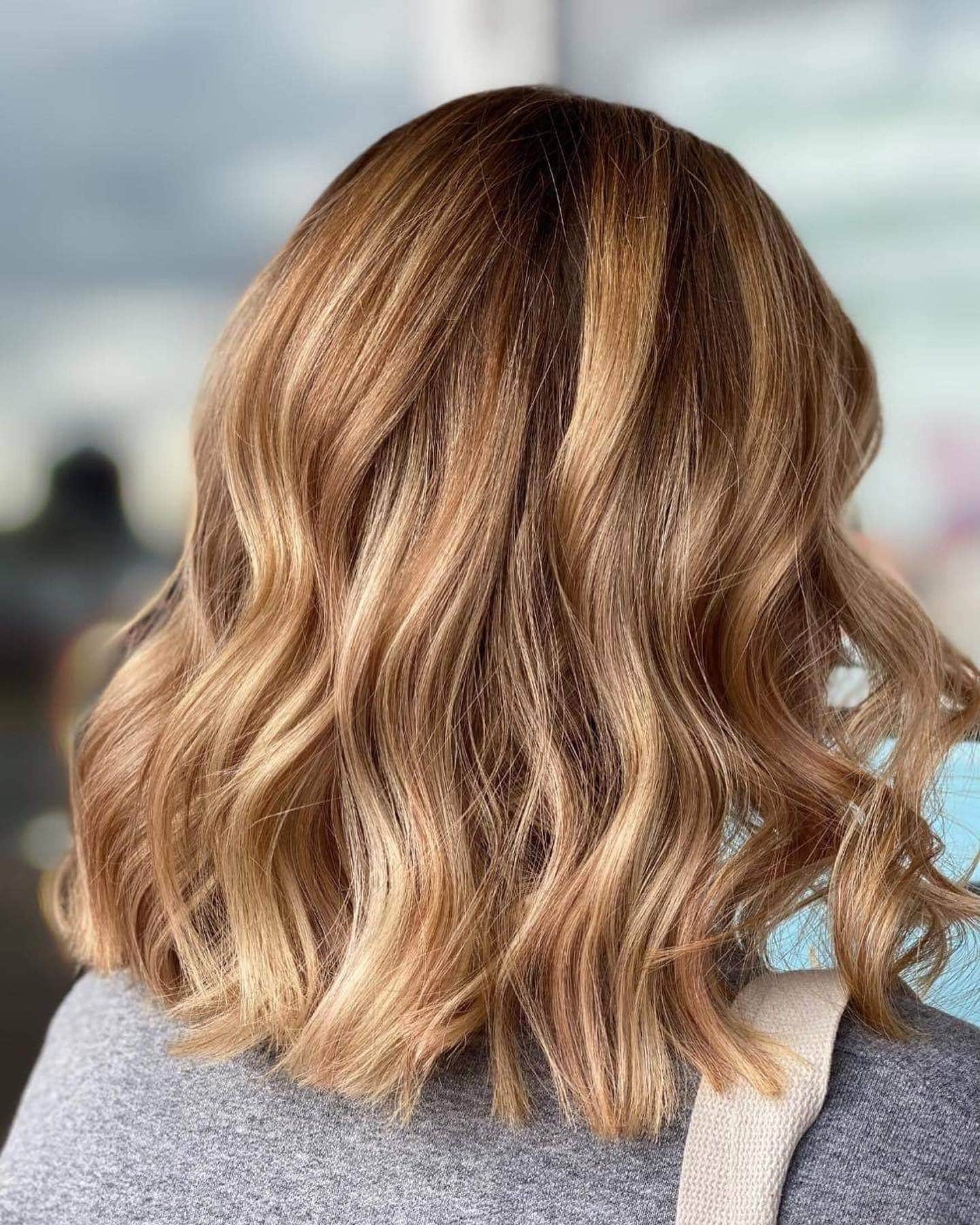 7. Caramel Blonde Wavy Lob - Long Bob Hairstyles