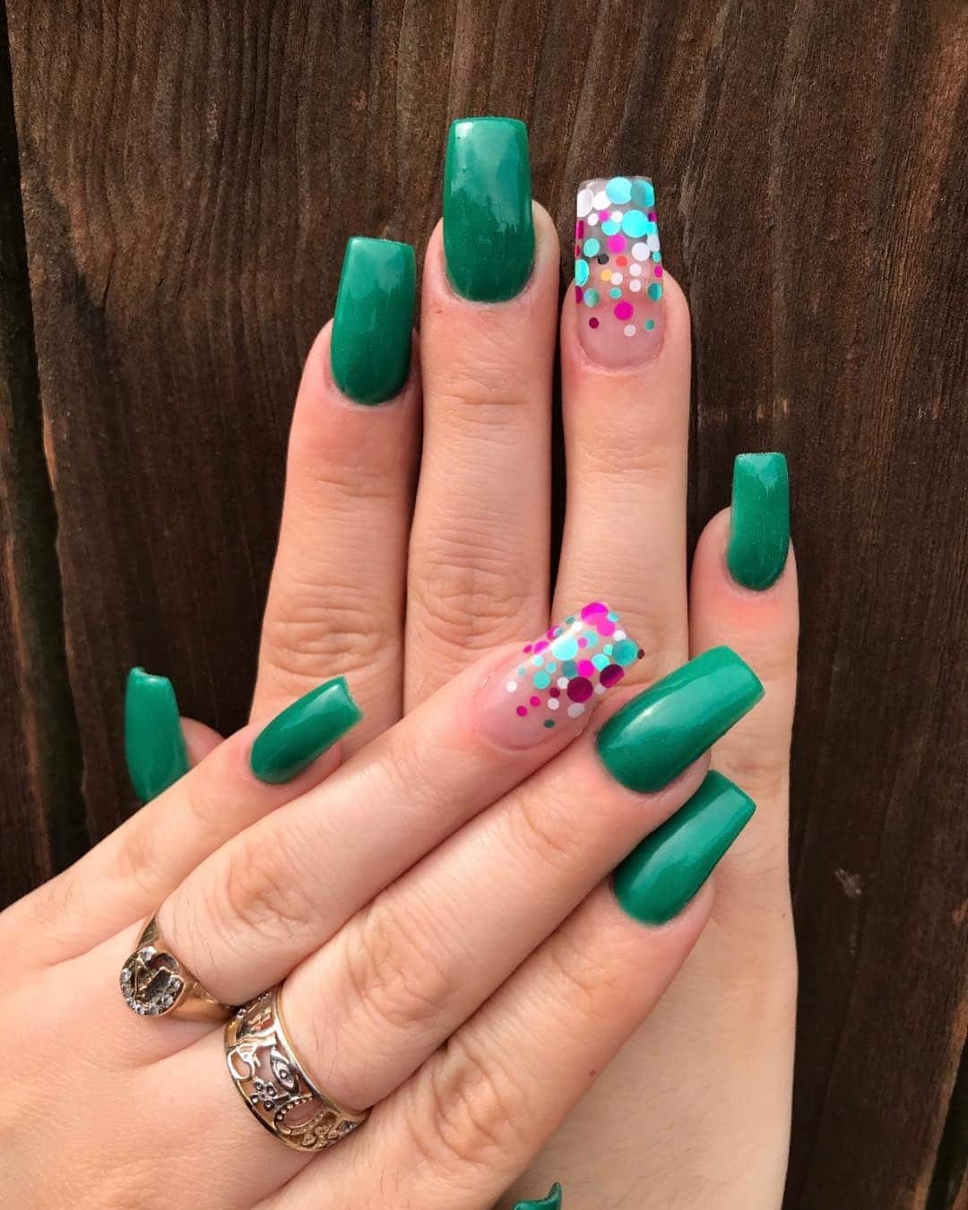 12. Emerald Confetti Accent - accent nail ideas