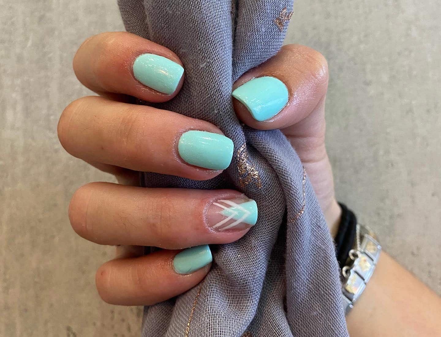 16. Aqua with Minimal Line Art - accent nail ideas