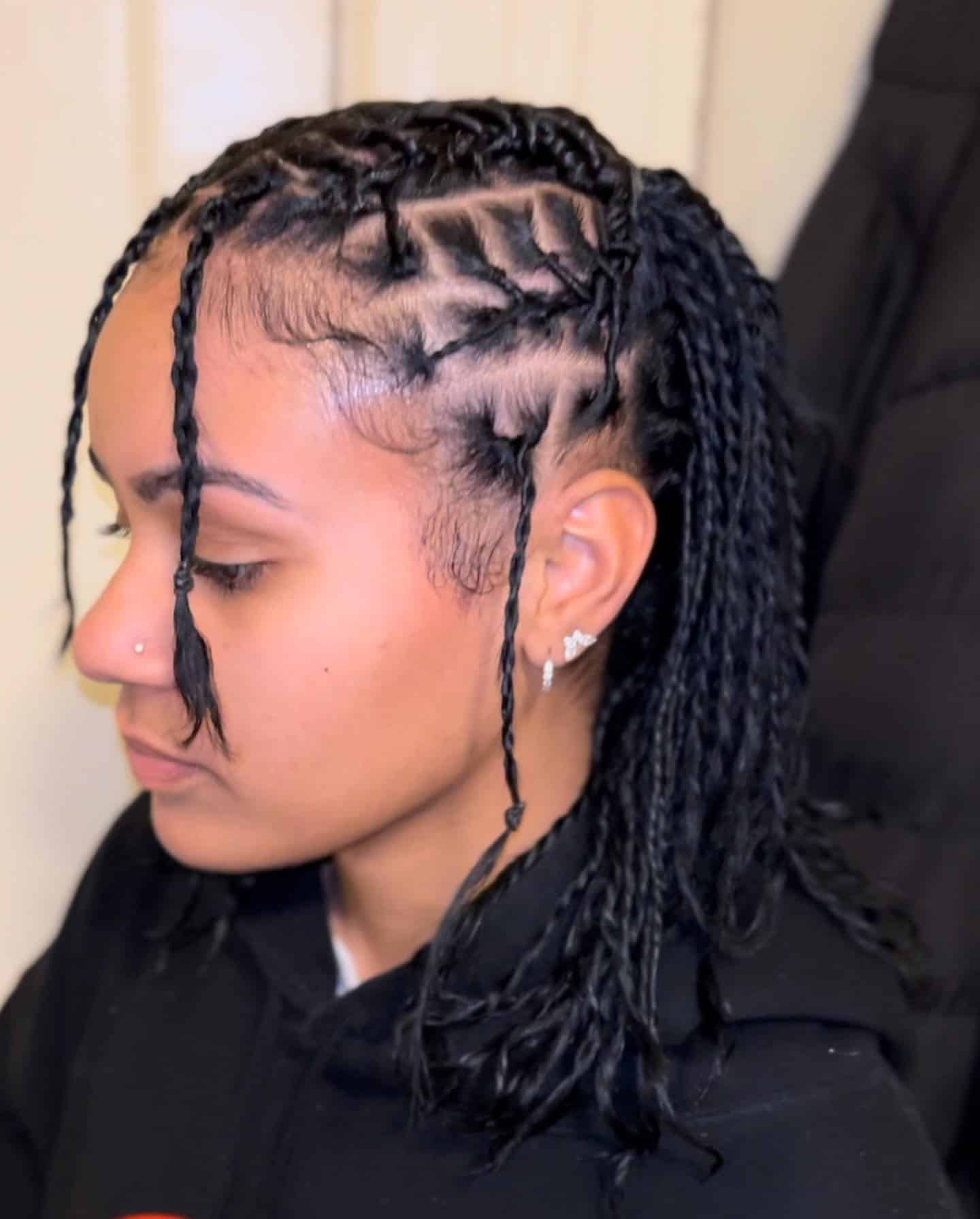 16. Medium Twists with Free Strands – Black - Baddie Hairstyles