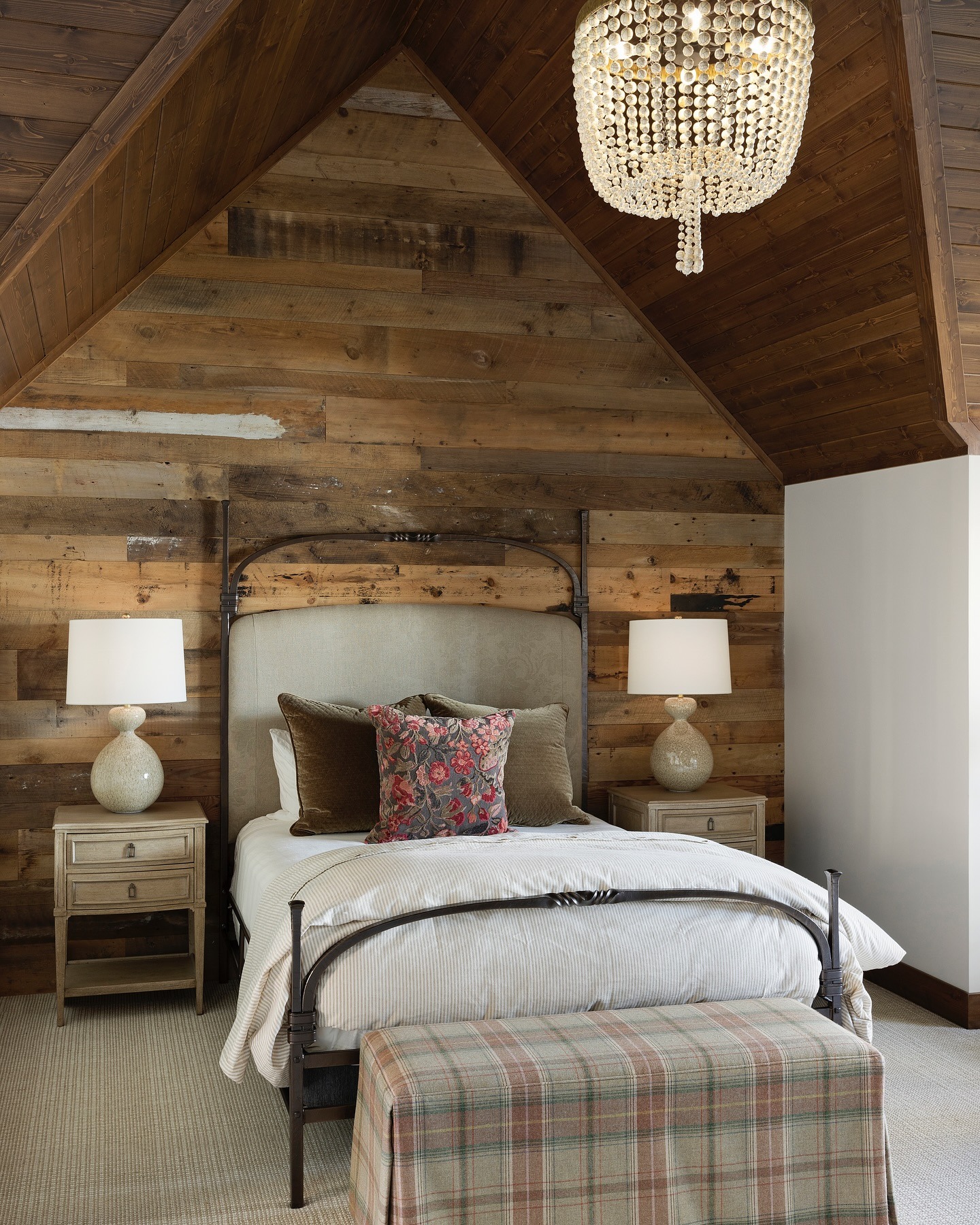 19. Rustic Luxe with Statement Lighting - cabin bedroom ideas