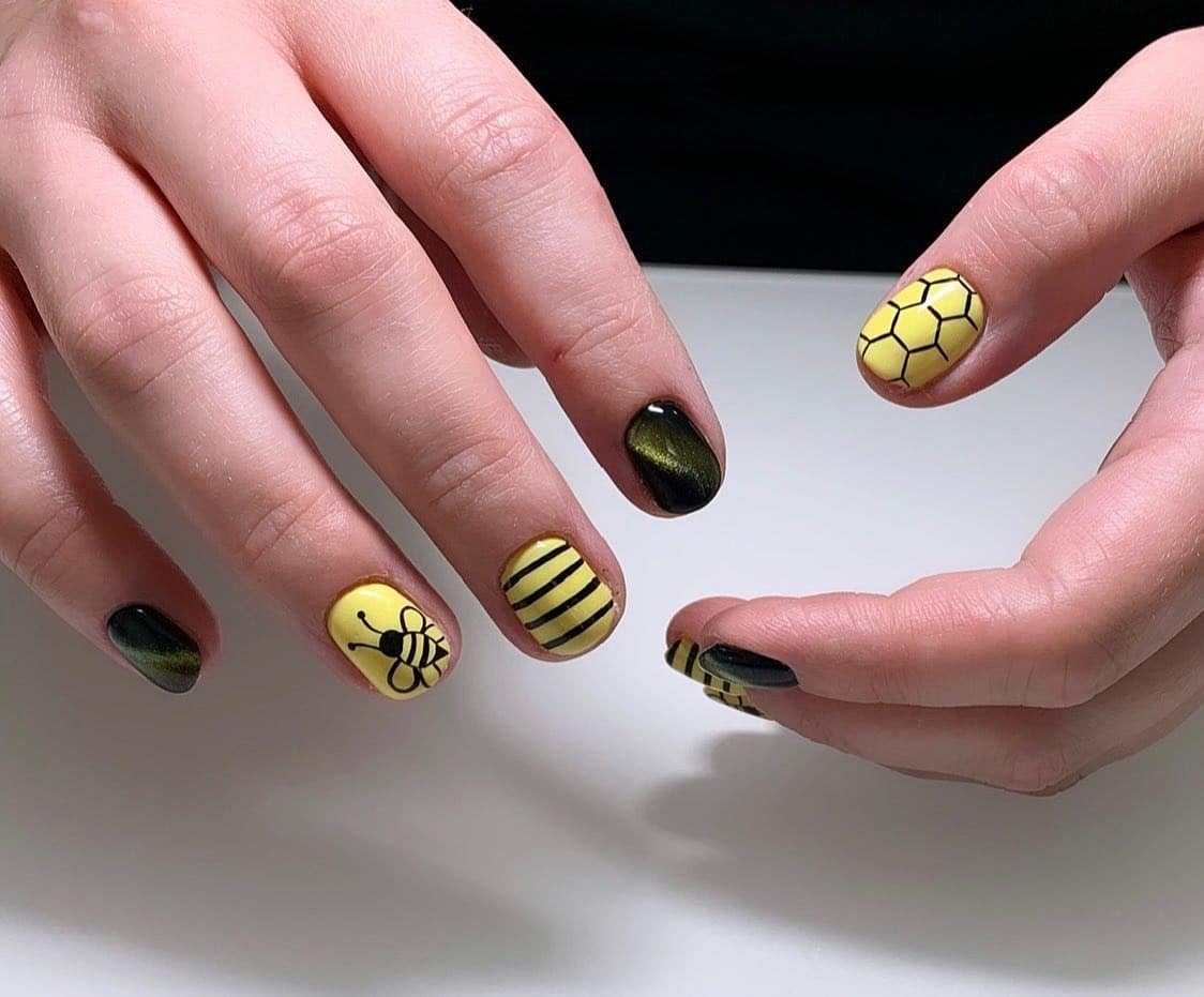 9. Minimalist Bee and Honeycomb Nails - black and yellow nail ideas
