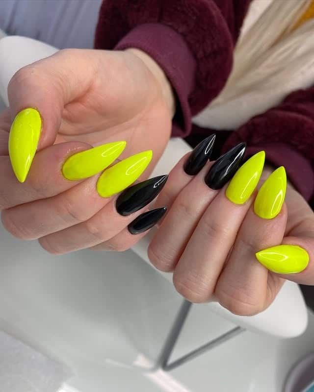 18. Neon Yellow and Black Contrast Nails - black and yellow nail ideas