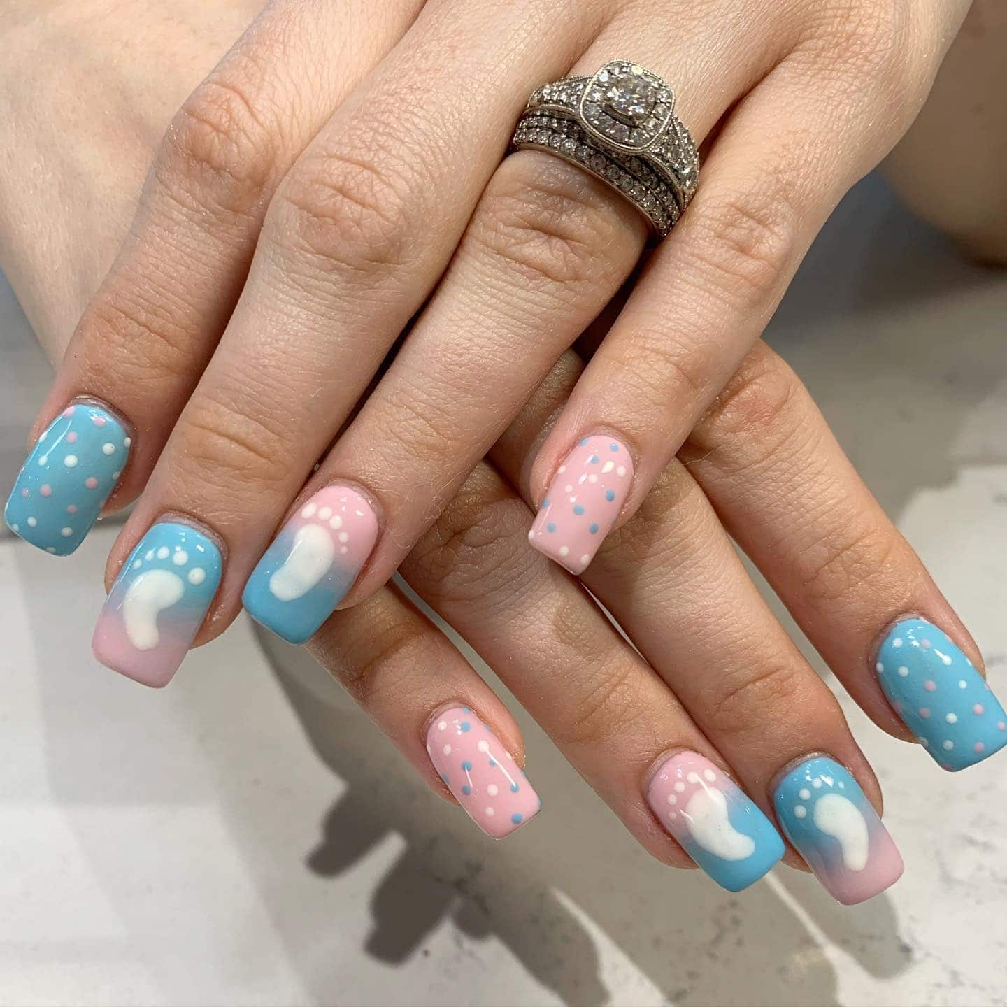 15. Baby-Themed Pink and Blue Nails - blue and pink nail ideas