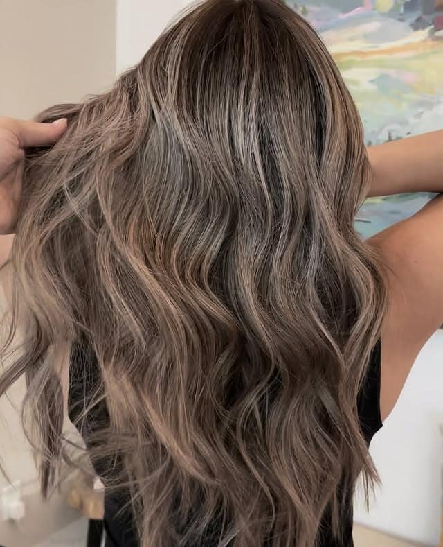 1. Dimensional Mushroom Bronde Waves - Bronde Hair Color