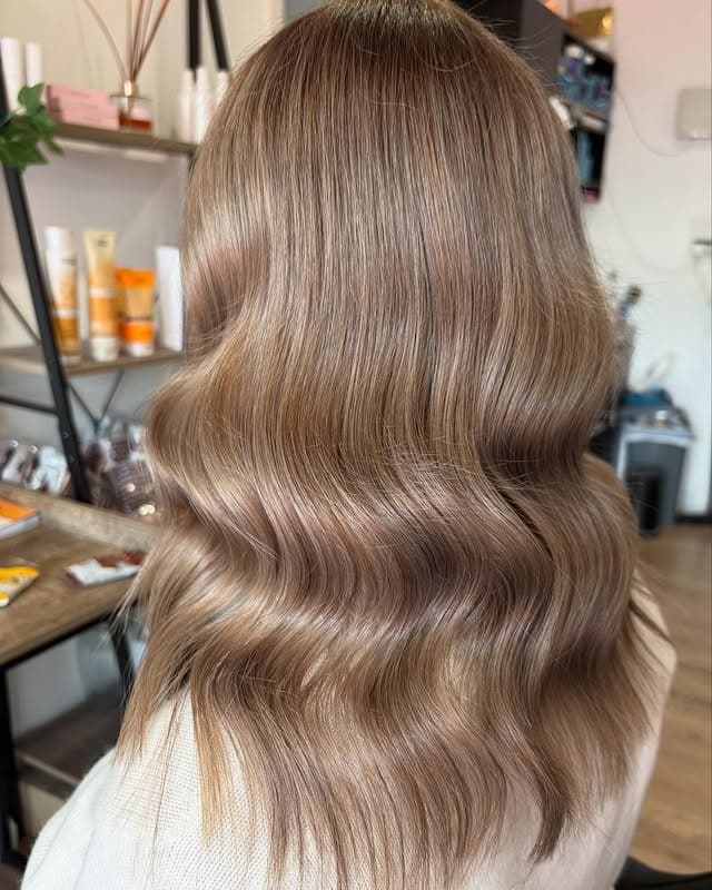 15. Beige Bronde Shine - Bronde Hair Color