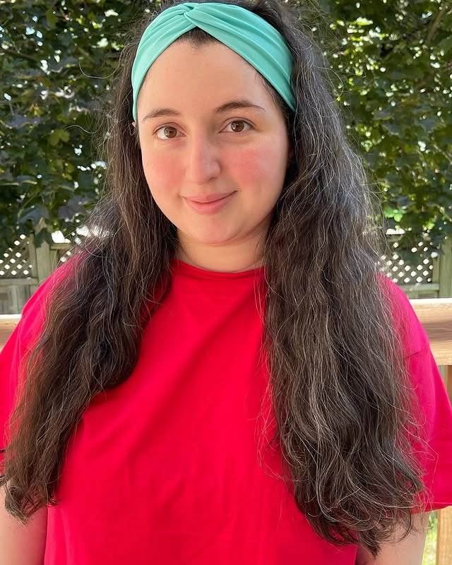 6. Natural Waves with Turquoise Twist - Headband Hairstyles