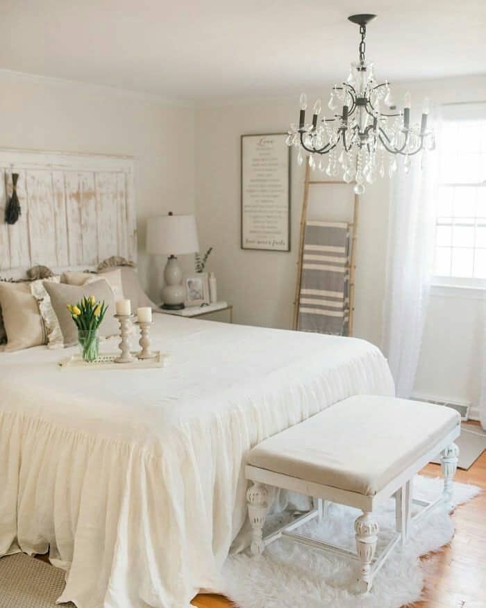6. Rustic Elegance with Crystal Touch - french country bedroom ideas