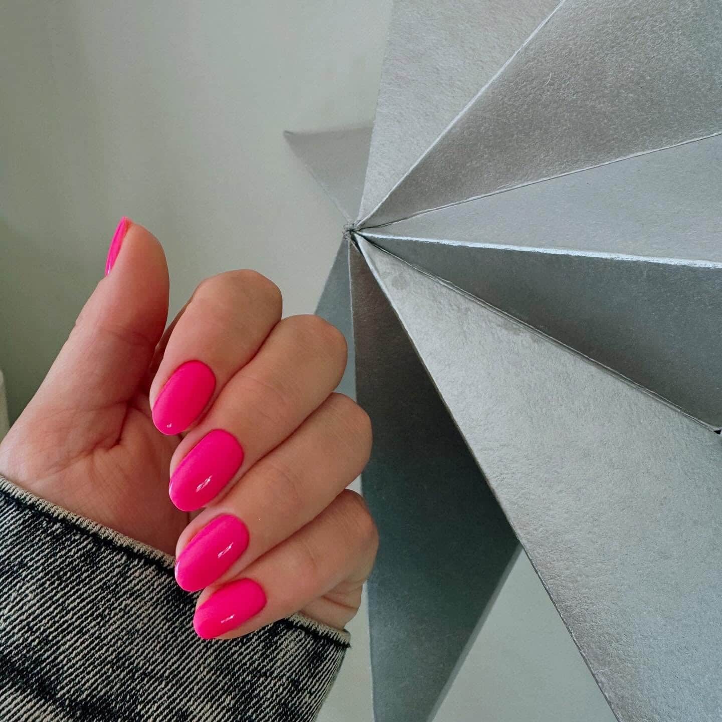 16. Everyday Bright Pink Almonds - bright pink nail ideas