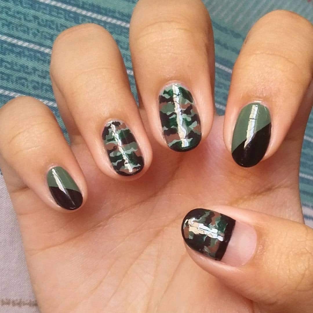 3. Classic Green Camouflage - camouflage nail ideas