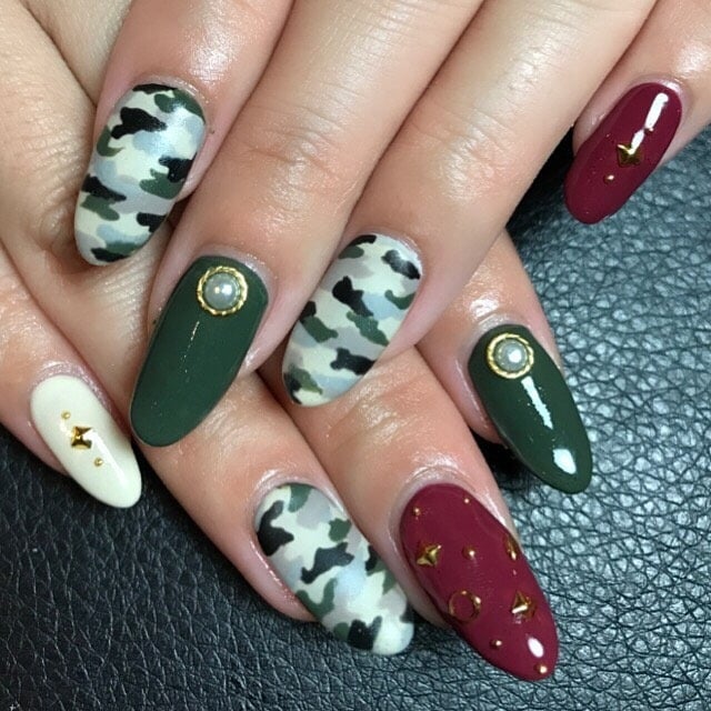 9. Burgundy and Olive Camouflage - camouflage nail ideas