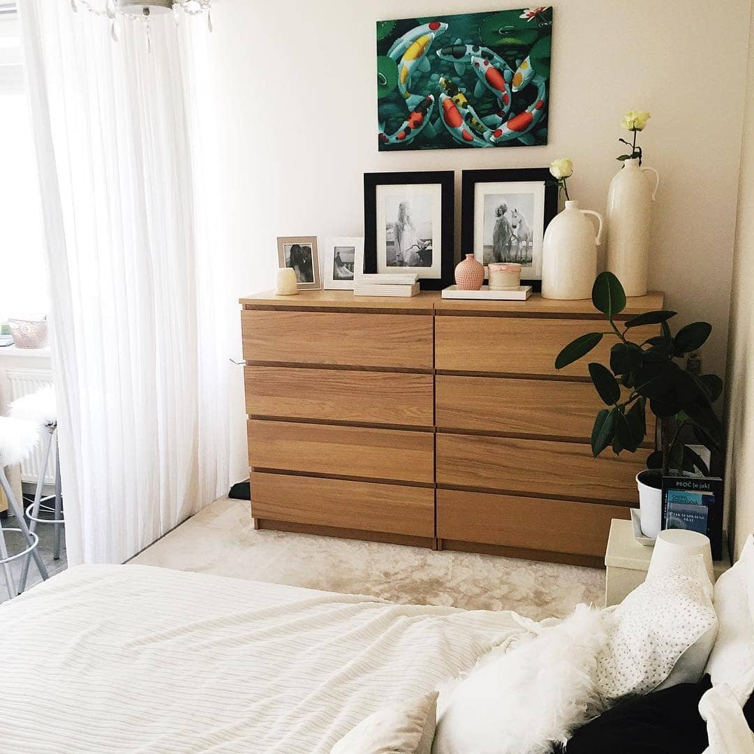 19. Subtle Green in a Natural Setting - black and green bedroom ideas