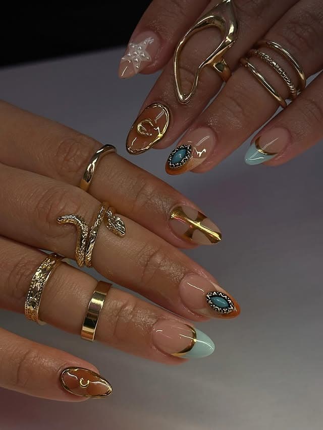 19. Golden Western Luxe Nails - cowgirl nail ideas
