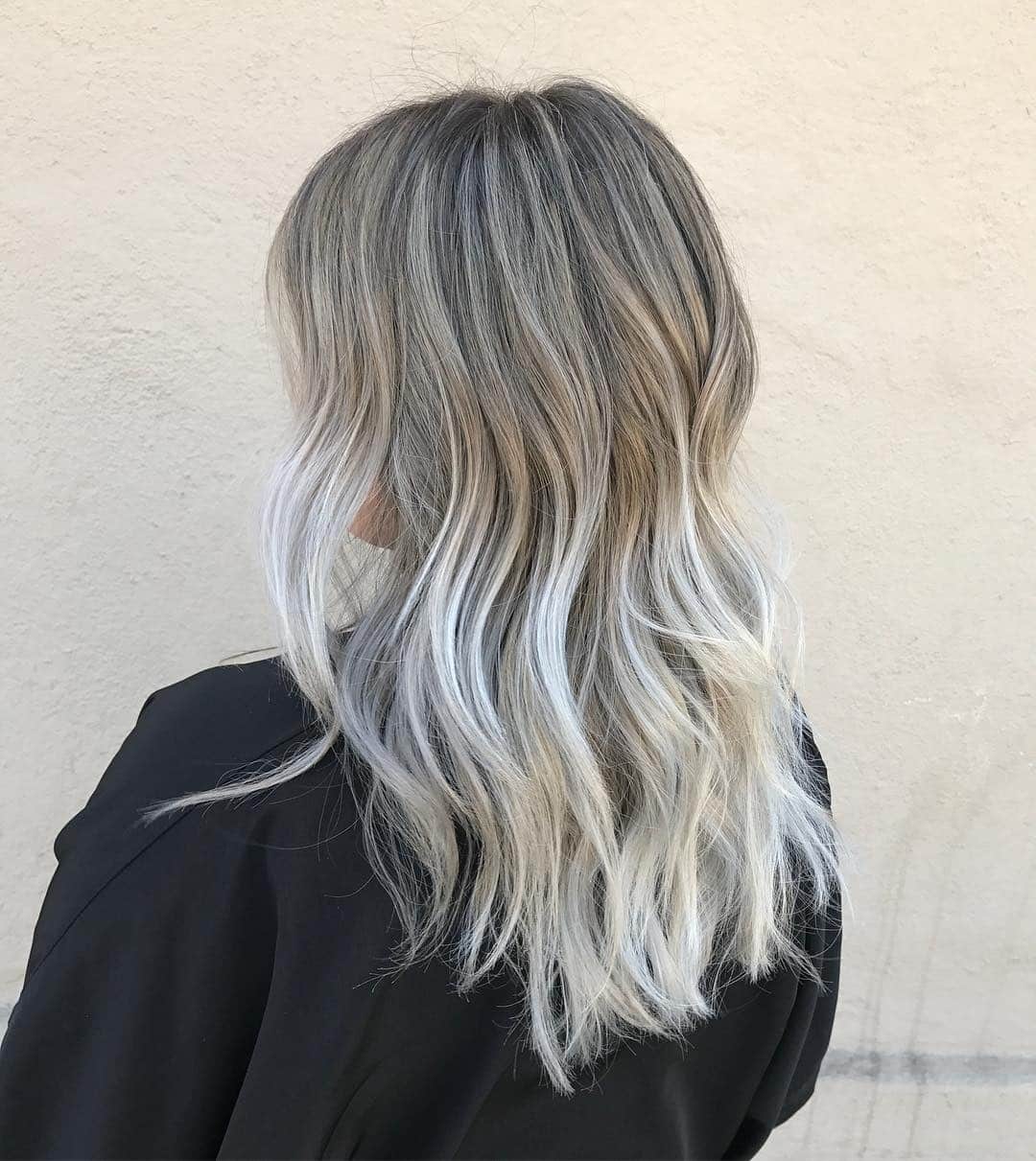 5. Ash Blonde Ombre with Loose Texture - Light Ash Blonde Hair Color