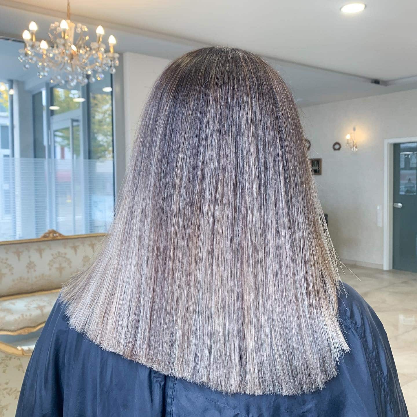 6. Straight Ash Blonde Lob - Light Ash Blonde Hair Color