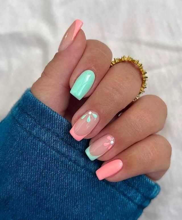 21. Pastel Petal Duo - cute flower nail ideas