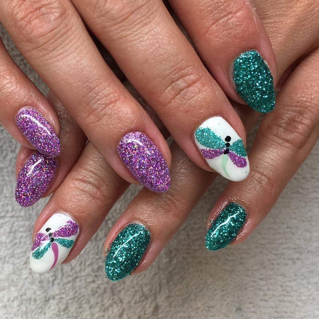 14. Glitter Fusion Dragonfly Nails - dragonfly nail ideas