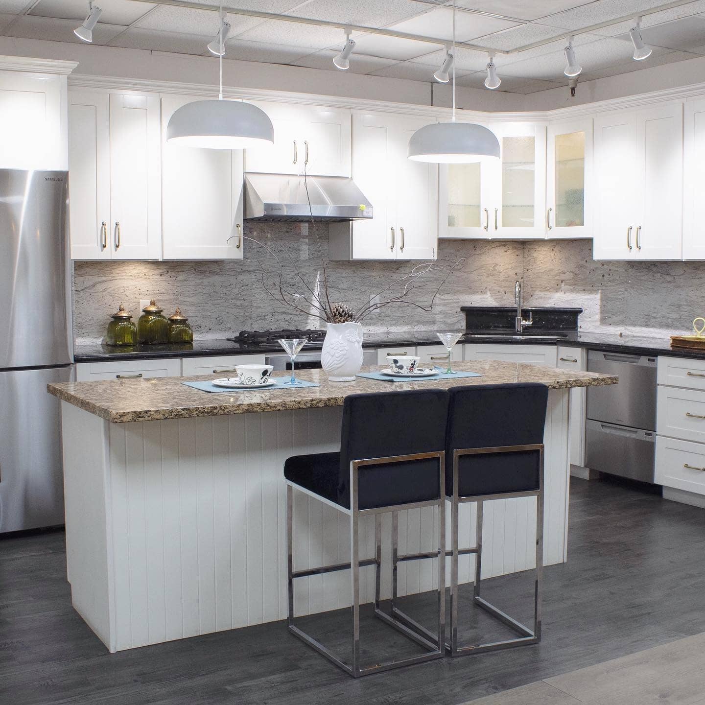 8. Granite Warmth with Light Gray Undertones - gray kitchen backsplash ideas