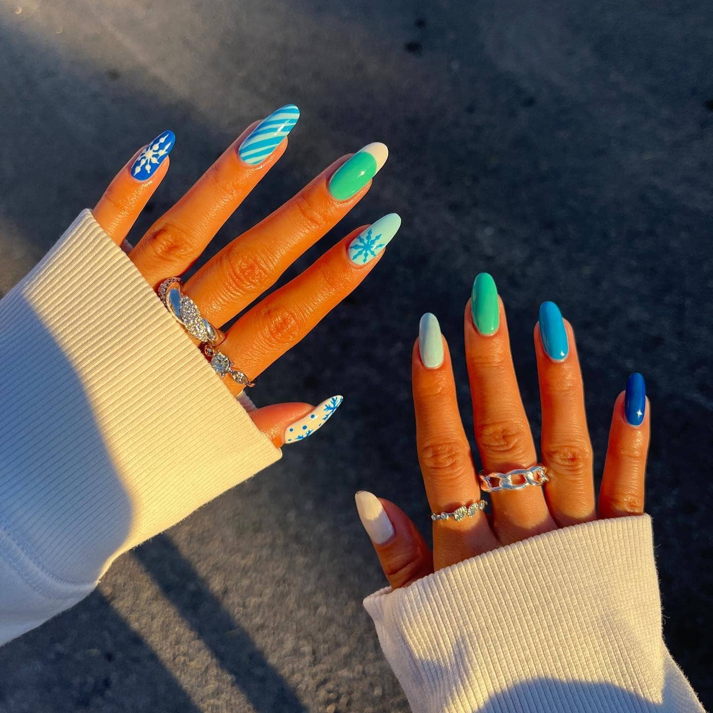 3. Winter Gradient Blues with Frost Patterns - easy winter nail ideas