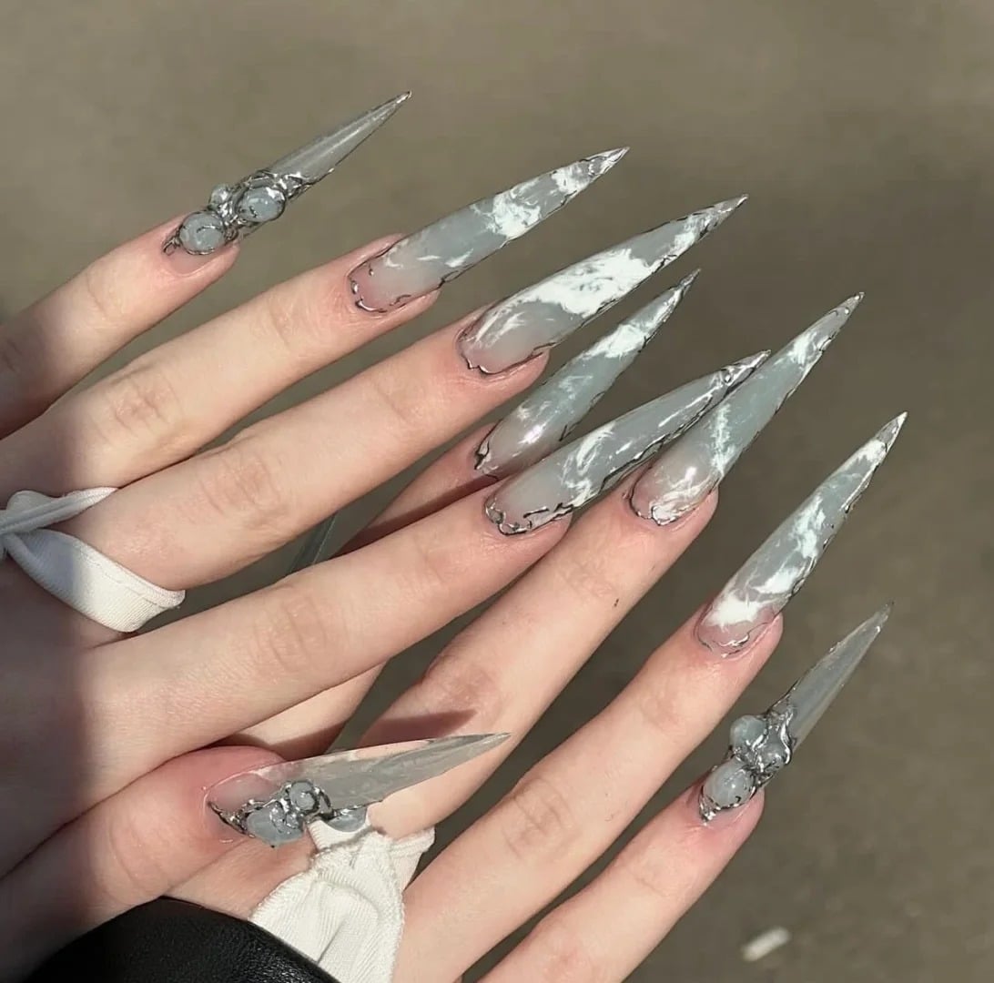 12. Ice Crystal Stilettos - edgy nail ideas