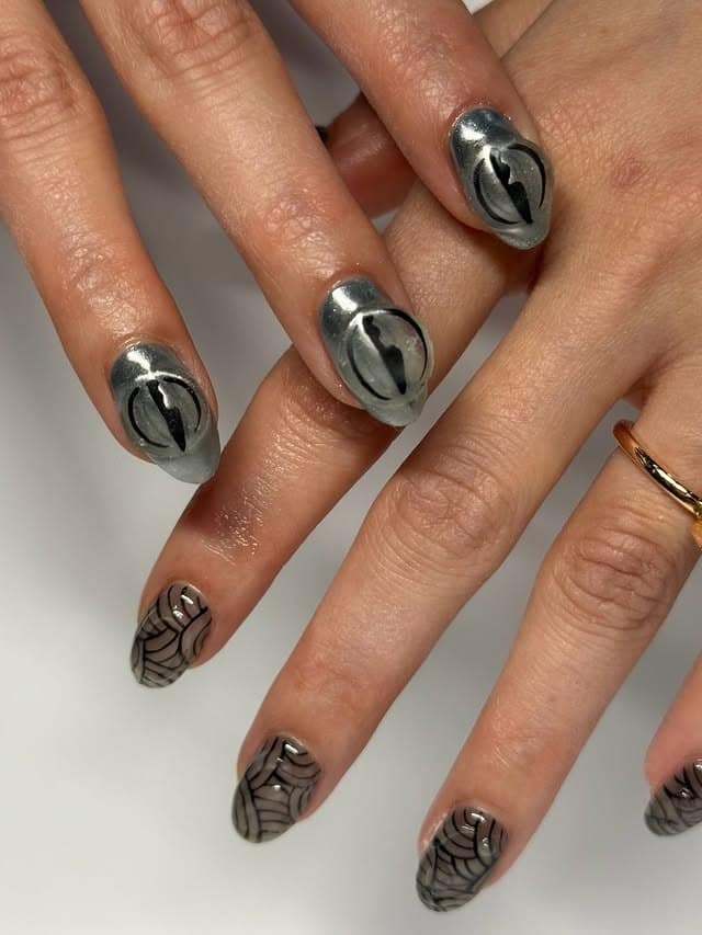 19. Industrial Chrome Webs - edgy nail ideas