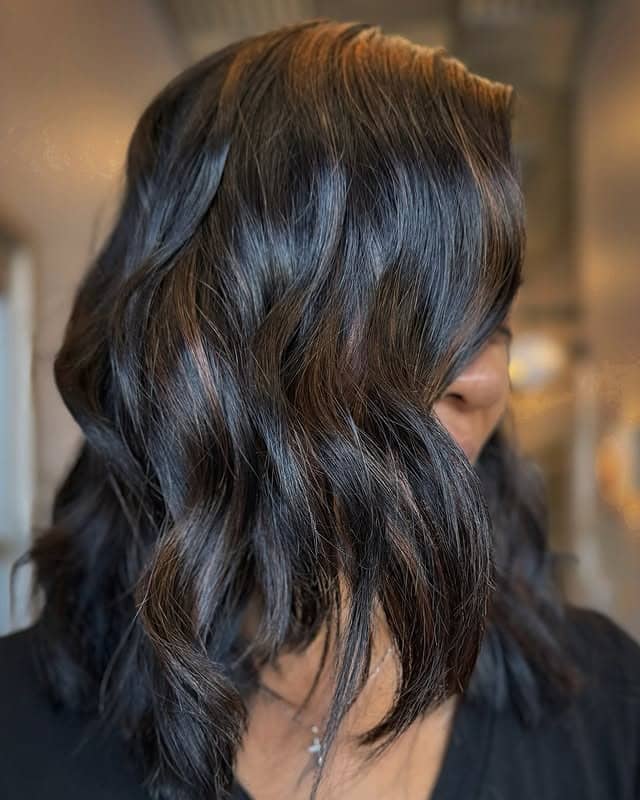 6. Cocoa Cream Textured Bob - Espresso Hair Color