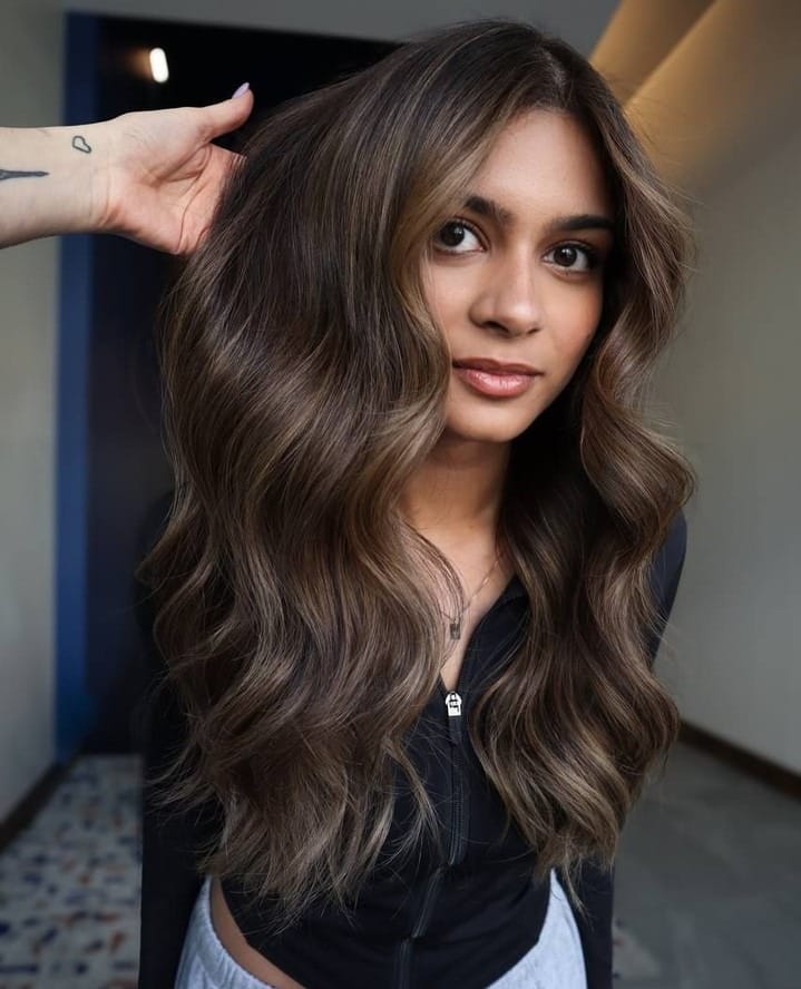 19. Espresso Beige Balayage Waves - Espresso Hair Color
