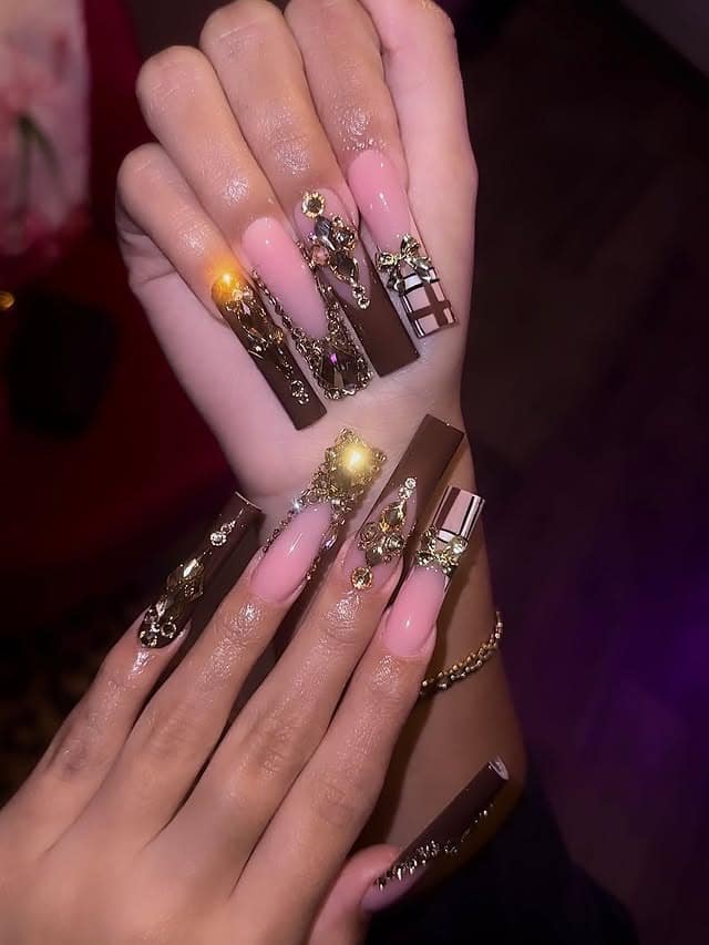 8. Golden Espresso Luxe Coffin Nails - fall coffin nail ideas