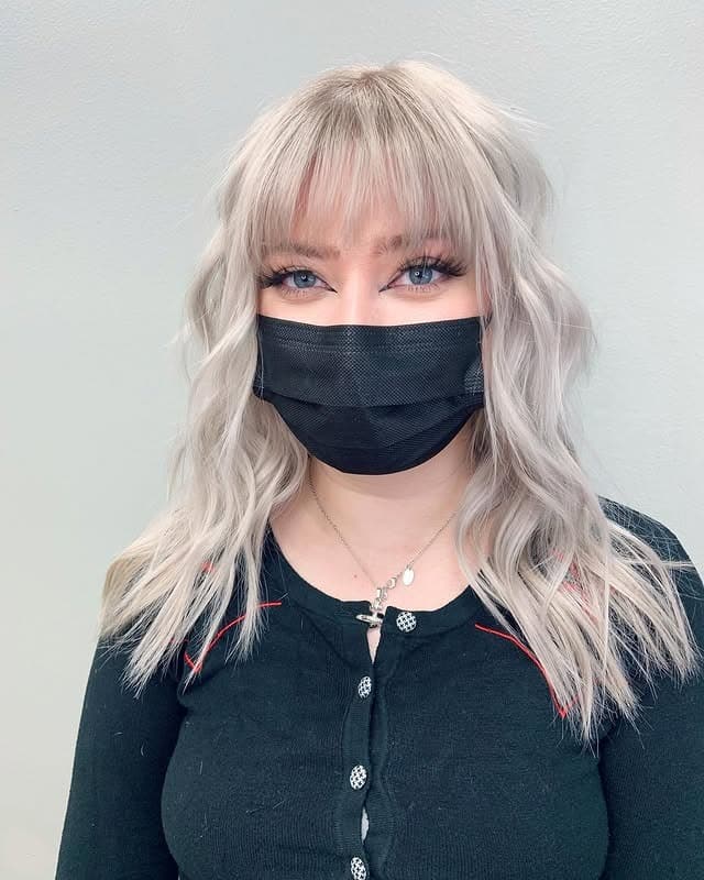 10. Wavy Shag with Piecey Fringe – Silver Ash Glow - Fringe Hairstyles