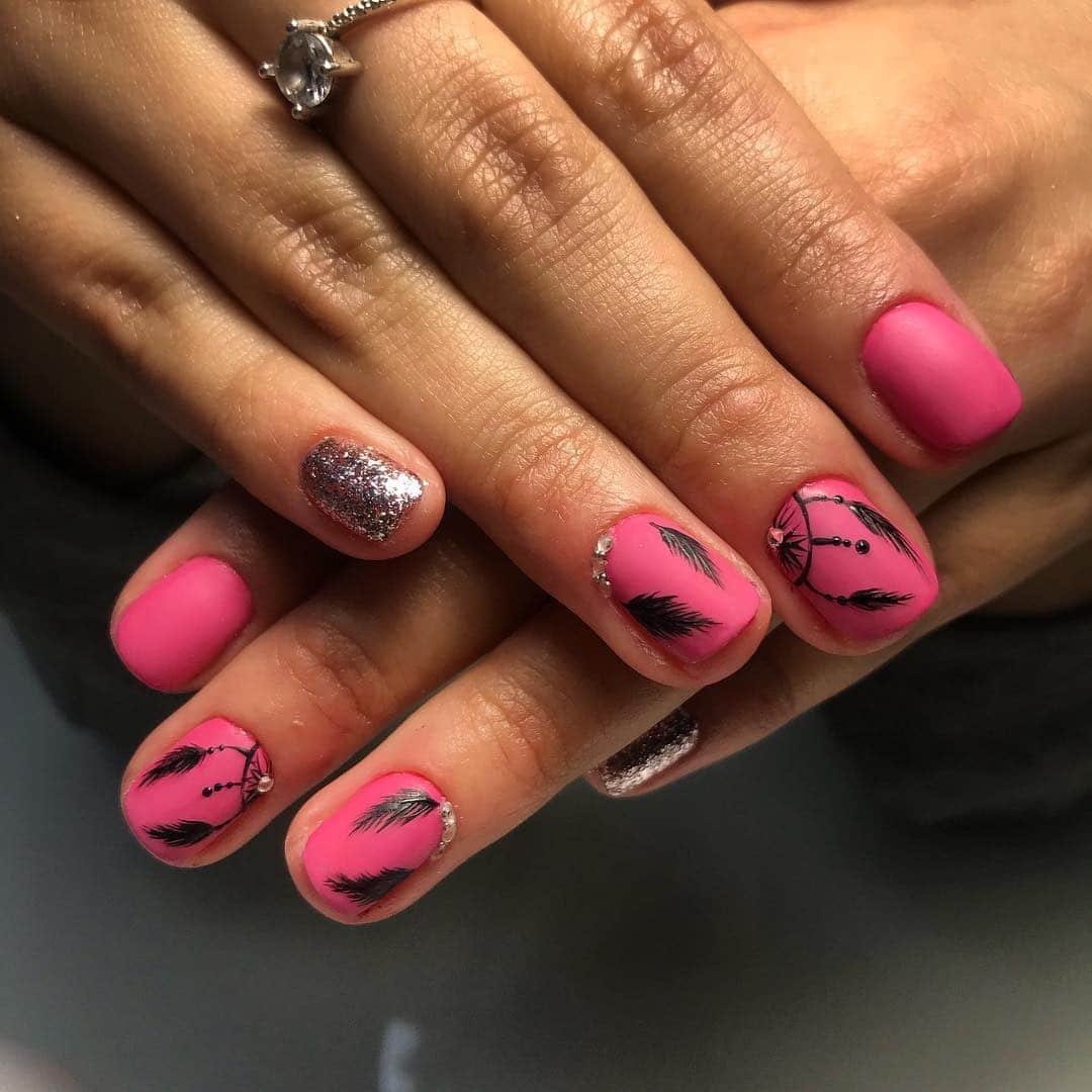 2. Fuchsia Dream Feather Tips - feather nail ideas