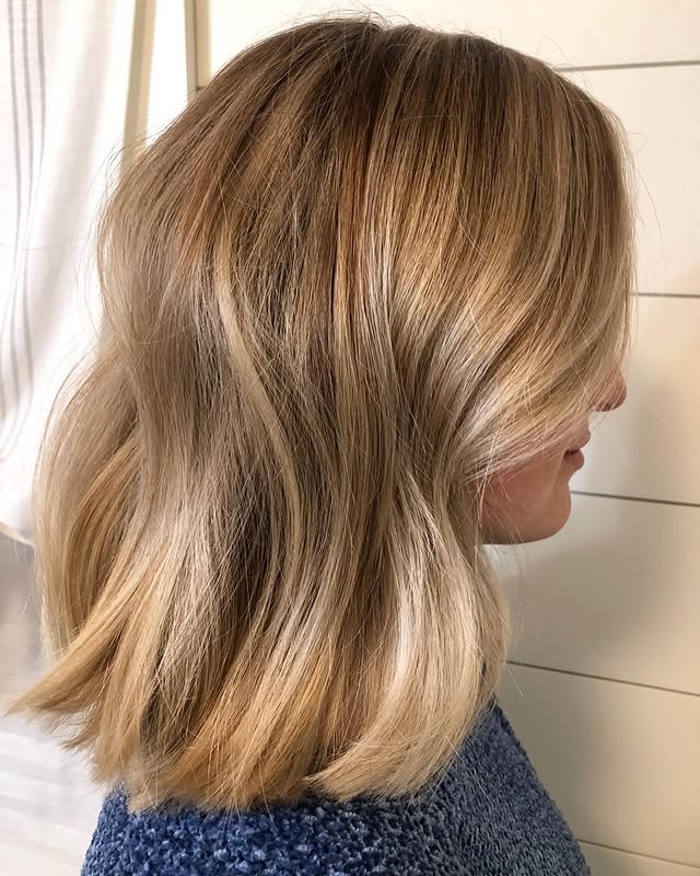 2. Soft Blonde Lob with Natural Waves - Short Choppy Hair