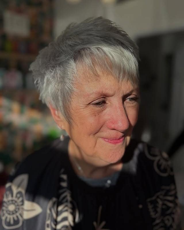 19. Feathered Silver Pixie Cut - Short Choppy Hair