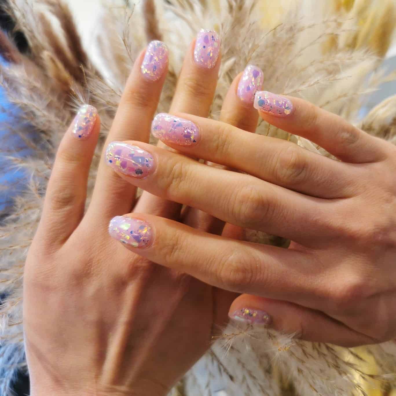 17. Golden Foil Marble Nails - iridescent nail ideas