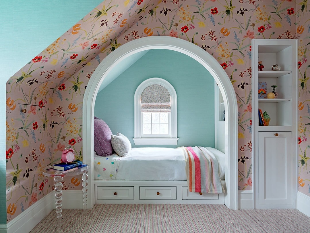 20. Arched Floral Alcove - little bedroom ideas