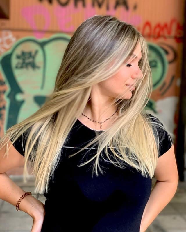 15. Champagne Blonde Balayage with Layers - Balayage Hair Colors